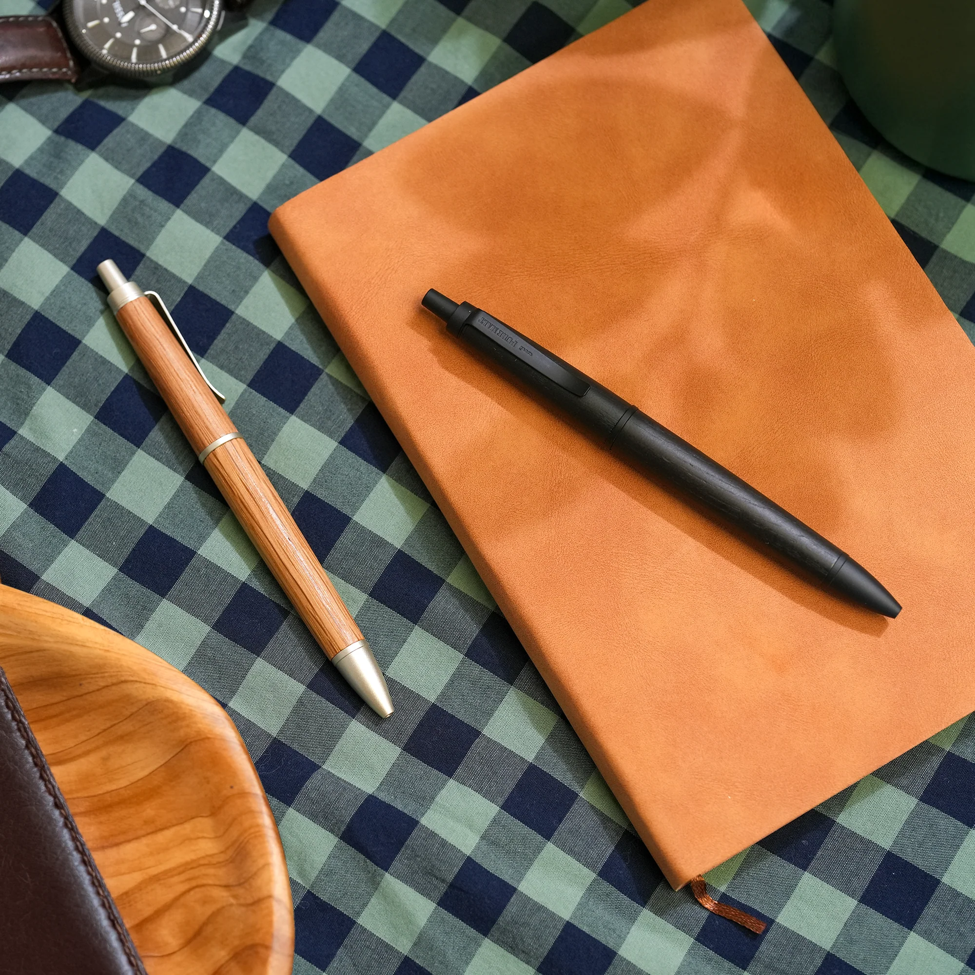 uniball™ JETSTREAM PURE MALT, Ballpoint Pen 7 uniball™ JETSTREAM PURE MALT, Ballpoint Pen
