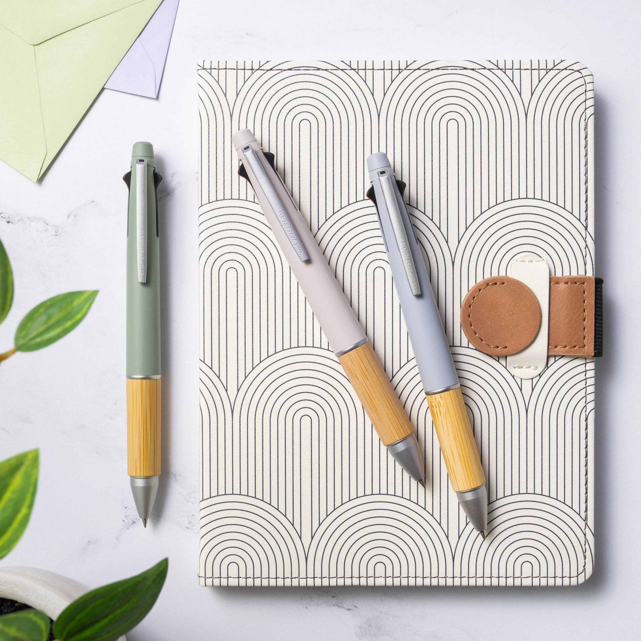 uniball™ JETSTREAM 4&1, Bamboo Ballpoint Pen, Limited Edition 7 uniball™ JETSTREAM 4&1, Bamboo Ballpoint Pen, Limited Edition